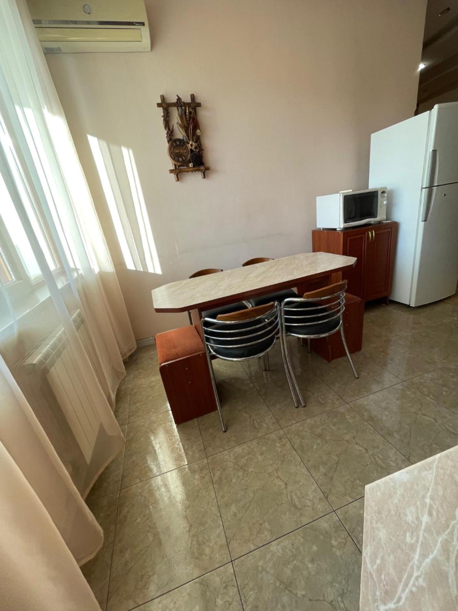Apartment #1 In The City Center エレバン エクステリア 写真